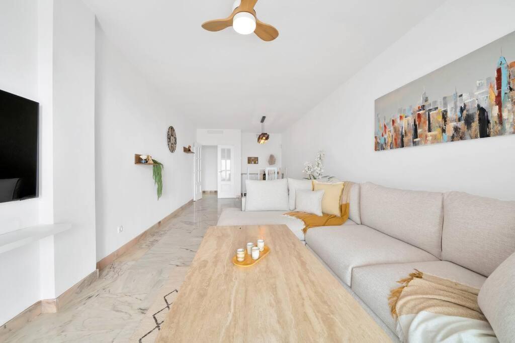 Jardin Botanico Apartment Ла Кала де Михас Екстериор снимка